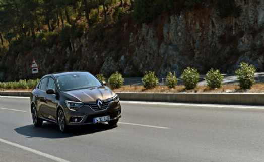 MEGANE SEDAN’A YENİ NESİL MOTORLAR