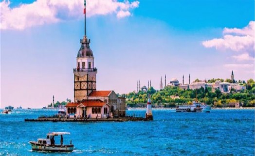 İSTANBUL’DA YAĞIŞ BİTİYOR, “PASTIRMA YAZI” GELİYOR