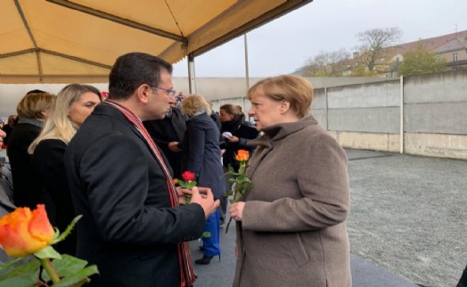 İBB BAŞKANI İMAMOĞLU, BAŞBAKAN MERKEL’LE GÖRÜŞTÜ