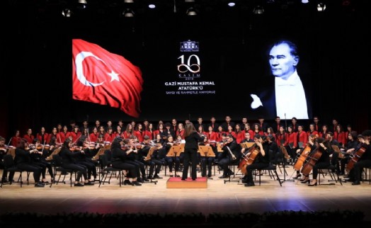 ULU ÖNDER ATATÜRK İSTANBUL’DA ANILDI