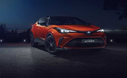 SAKARYALI TOYOTA C-HR YENİLENDİ