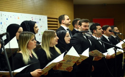 BAĞCILAR BELEDİYESİ BİLGİ EVLERİ ÖĞRETMENLERİ MESLEKTAŞLARI İÇİN KONSER VERDİ