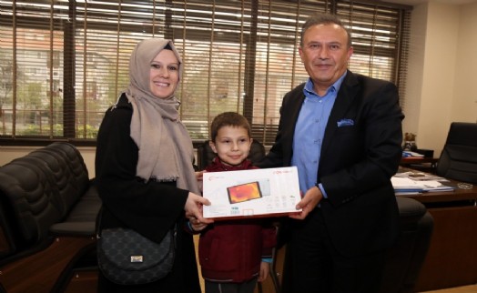EYÜPSULTAN’DA BİL KAZAN YARIŞMASI’NIN ÖDÜLÜ SAHİBİNİ BULDU