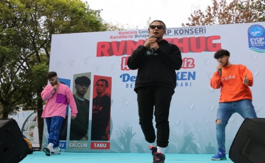 RAMİLİ GENÇLERDEN RAP KONSERİ