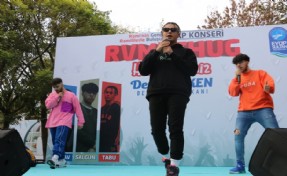 RAMİLİ GENÇLERDEN RAP KONSERİ