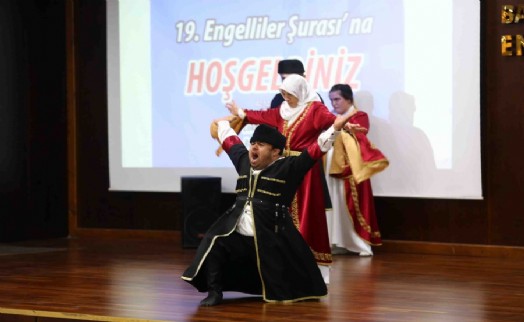 BAĞCILAR 19. ENGELLİLER ŞURASI'NDA ÜNLÜ İSİMLER ENGELLİLERLE BULUŞTU