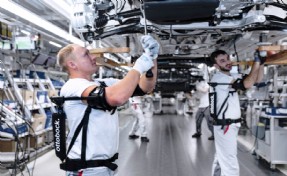 AUDİ’DEN İKİ YENİ ROBOTİK KIYAFET: EXOSKELETON