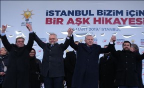 ÇEKMEKÖY´DE CUMHURBAŞKANI ERDOĞAN´A SEVGİ SELİ