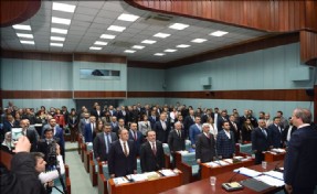 AVCILAR BELEDİYE MECLİSİ´NİN İLK TOPLANTISINDA BİRLİK VE BERABERLİK VURGUSU