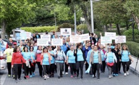BÜYÜKÇEKMECE´DE ÇOCUK İSTİSMARI PROTESTO EDİLDİ