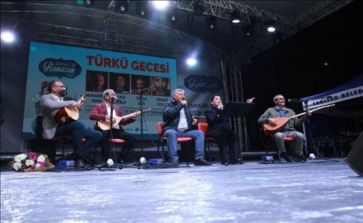 TÜRK HALK MÜZİĞİ´NİN USTALARI SARIYERLİLERLE BULUŞTU