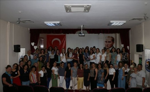 KARTAL´DA KREŞ ÖĞRETMENLERİNE ?MONTESSORİ EĞİTİM SİSTEMİ? SEMİNERİ