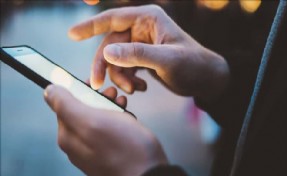 DÜNYA NÜFUSUNUN YARISI İNTERNET KULLANIYOR