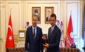 İMAMOĞLU BAŞKANLIK MÜHRÜNÜ VE GÖREVİ DEVRALDI