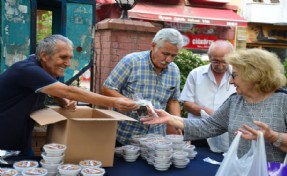 SARIYER’DE GELENEKSEL AŞURE İKRAMLARI BAŞLADI