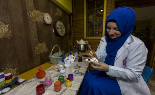 GELENEKSEL EYÜP OYUNCAKÇISI, KÜLTÜR BAKANLIĞI SANATÇISI OLDU