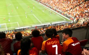 DERBİYİ, GALATASARAY’IN İBB’YE TAHSİS ETTİĞİ LOCADAN İZLEDİLER