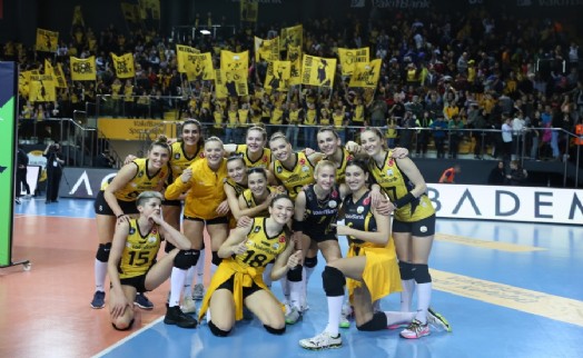 VAKIFBANK, MARİBOR'U RAHAT GEÇTİ