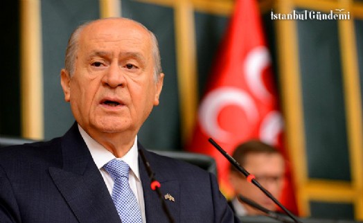 DEVLET BAHÇELİ 2020’YE TWİTTER’DAN VEDA ETTİ, YENİ YILI KUTLADI