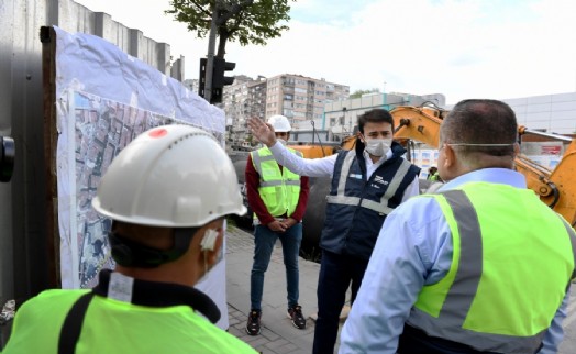 BAŞKAN AKPOLAT, BELEDİYE PERSONELİNİN 1 MAYIS İŞÇİ BAYRAMI’NI KUTLADI