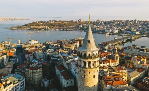 İSTANBUL’A ÖNEMLİ MEKNLARININ HİKYELERİ DRON GÖZÜNDE ANLATILDI