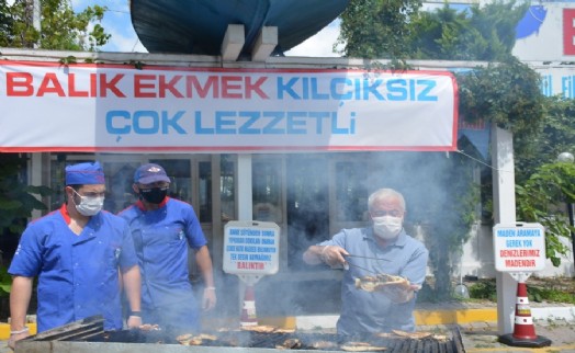 BALIKÇI KENAN’DA SOSYAL MESAFEDE BALIK ZİYAFETİ