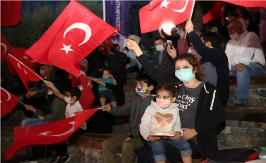 15 TEMMUZ ŞEHİTLERİ ÇEKMEKÖY’DE DUALARLA ANILDI