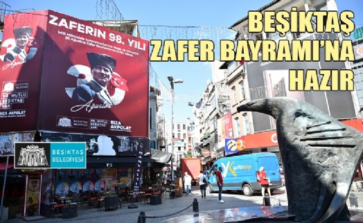TÜM CADDELER BAYRAK VE AFİŞLERLE SÜSLENDİ