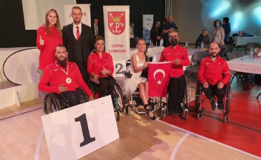 Beşiktaş Belediyesi Engelsiz Sanat Topluluğu sporcuları Türkiye’yi gururlandırdı