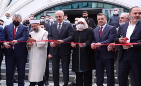 Gaziosmanpaşa’da ‘Çifte Minare Camii’ ibadete açıldı