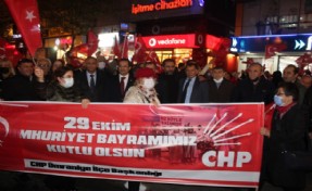CHP Ümraniye’den dolu dizgin Cumhuriyet kutlaması