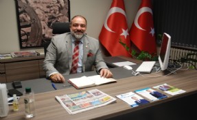 Yılmazer: “Yaraları biliyoruz, deva olmaya geliyoruz”