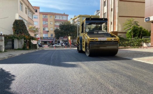 Başkan Yüksel, Kartal Karlıktepe’de asfalt seferberliği başlattı