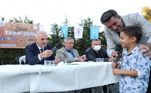 Başkan Yıldırım 5 Çayı’nda vatandaşları tek tek dinledi