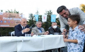 Başkan Yıldırım 5 Çayı’nda vatandaşları tek tek dinledi