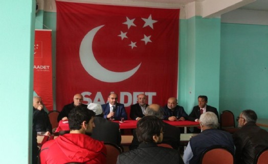 Saadet Ataşehir mahalle sakinlerini mahallelerinde dinledi
