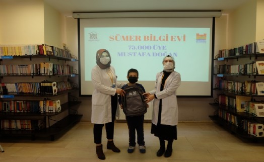 Zeytinburnu Bilgi Evleri 75 bininci üyesini kabul etti