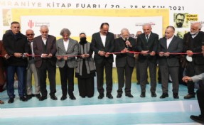 Anadolu yakasının en büyük kitap fuarı ikinci kez Ümraniye’de açıldı