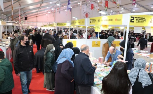 Ümraniye Kitap Fuarı’na yoğun ilgi