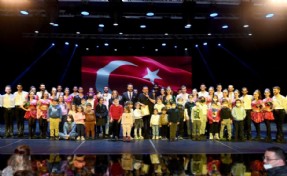 Beşiktaş’ta Anadolu Ateşi’nden öğretmenlere muhteşem gösteri