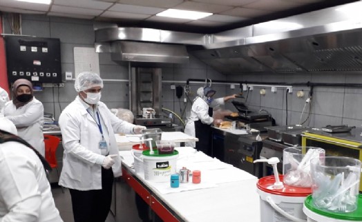 Bayrampaşa Belediyesi okul kantinlerini tek tek denetledi