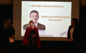 LÖSEV’den Akpolat’a ‘Yılın Yerel Yönetim Gönüllüsü’ ödülü