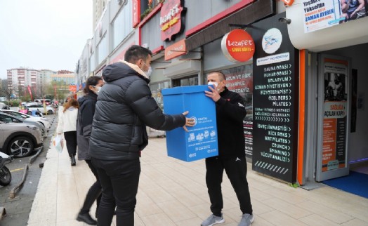 Kartal’da işyeri ve evlere geri dönüşüm kutusu desteği