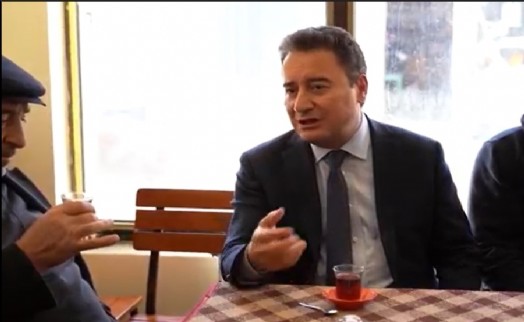 Babacan: ‘‘Ülkenin, vatandaşın durumunu anlamayınca yanlış karar alıyorlar’’