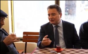 Babacan: ‘‘Ülkenin, vatandaşın durumunu anlamayınca yanlış karar alıyorlar’’