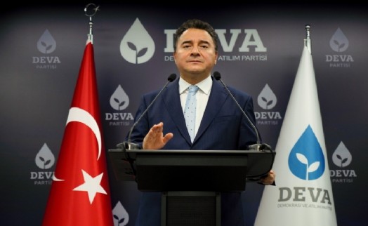 Babacan: ‘Asgari ücret işçilerin eline geçmeden erimeye başlayacak’