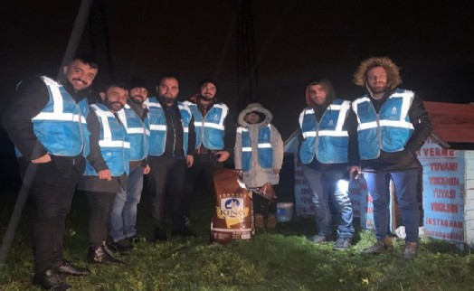 DEVA Partisi Arnavutköy sokaktaki canları unutmadı