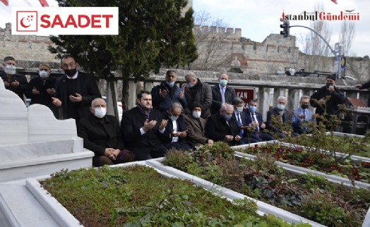 NECMETTİN ERBAKAN KABRİ BAŞINDA ANILDI