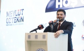 MEVLÜT ÖZTEKİN, EN BAŞARILI BELEDİYE BAŞKANI OLDU