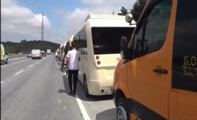 Arnavutköy’de Yüzlerce Dolmuş Şoförü Eylemde!